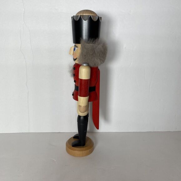 Seiffener Volkskunst Nutcracker - King, 11” Model 11311/1 - Picture 4 of 14